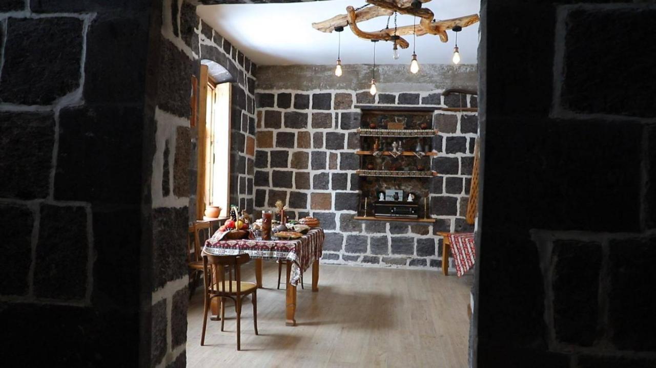 Guesthouse Emma ギュムリ エクステリア 写真