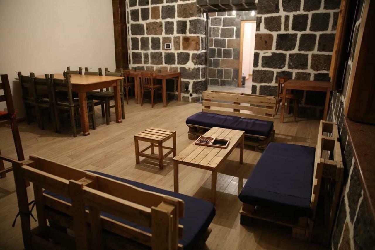 Guesthouse Emma ギュムリ エクステリア 写真